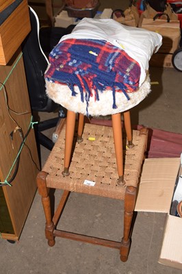 Lot 790 - Two stools and a blanket