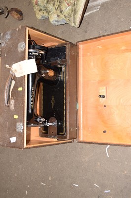 Lot 793 - A Singer sewing machine
