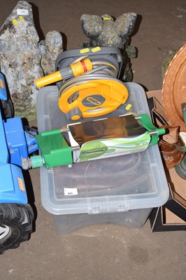 Lot 805 - A hose reel, a sprinkler and a box of gents shoes
