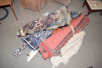 Lot 808 - Mixed Lot: Various wall hangings, rugs etc,...