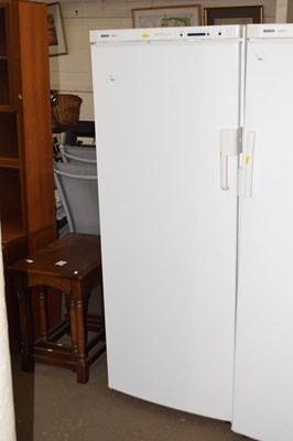 Lot 857 - A Bosch Exxel fridge