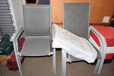 Lot 881 - Two pairs of garden chairs (4)