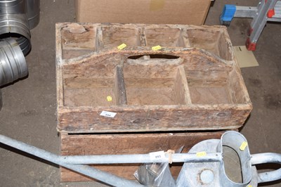 Lot 894 - A storage box and a wooden caddy