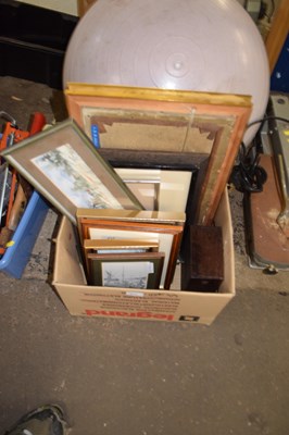 Lot 915 - Assorted pictures and prints