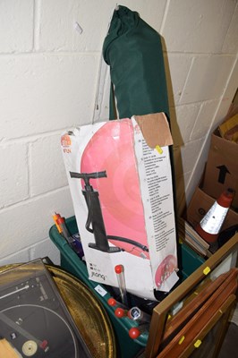 Lot 927 - Mixed Lot: Assorted garden shed clearance