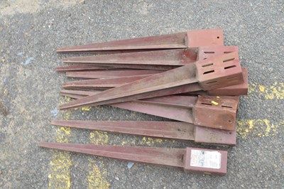 Lot 944 - Quantity of metal post stakes