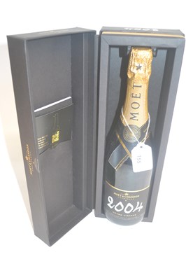 Lot 155 - Moet & Chandon Grand Vintage 2004, 70cl, in...