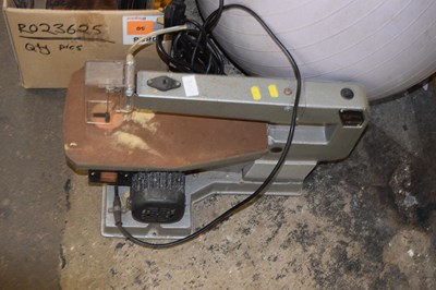 Lot 915A - Fret saw