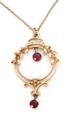Lot 94 - An early 20th century necklace, the open frame...