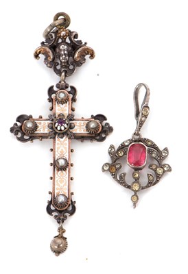 Lot 138 - An Iberian style cross pendant, with white...