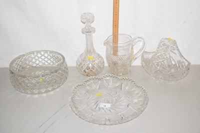 Lot 14 - Mixed Lot: Various glass bowls, decanters etc