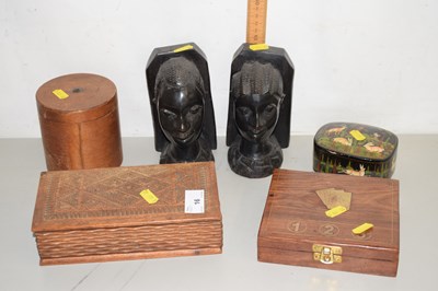 Lot 16 - Pair of hardwood book ends, various wooden...