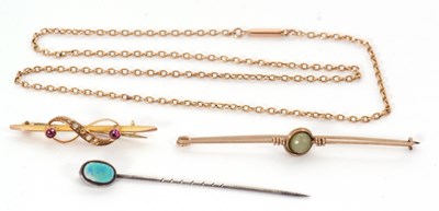 Lot 210 - A mixed lot of jewellery: to include a...