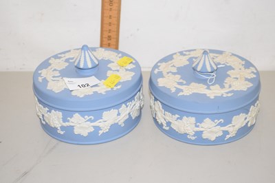 Lot 102 - Two Wedgwood Jasper ware trinket boxes