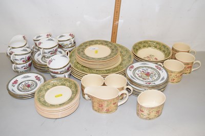 Lot 150 - A range of tea wares to include Paragon and...