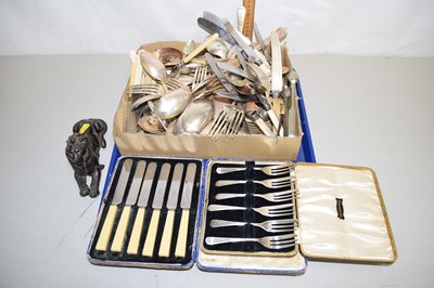 Lot 155 - Mixed Lot: Assorted cutlery, model lion and...