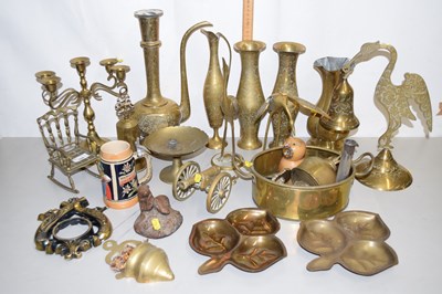 Lot 160 - Mixed Lot: Various brass wares to include...