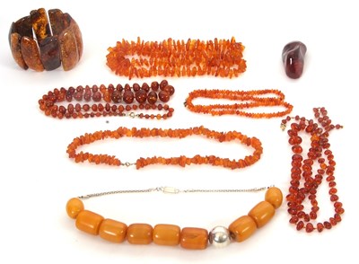 Lot 274 - A quantity of amber and others similar: to...