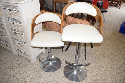 Lot 268 - A pair of modern bar stools
