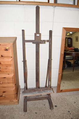 Lot 346 - An artists easel