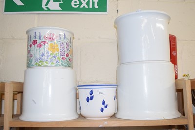 Lot 516 - Group of various modern jardinieres
