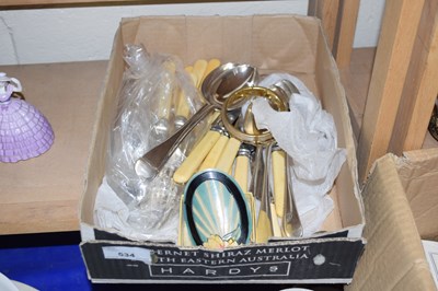 Lot 534 - A box of various ivorine handled cutlery,...
