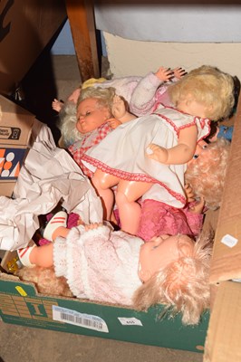 Lot 655 - One box of mainly plastic bodied dolls