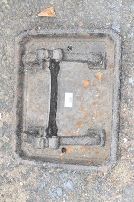 Lot 388 - Cast iron boot scraper