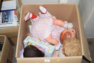 Lot 691 - Box of dolls and other toys