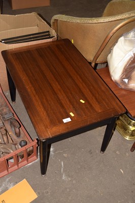 Lot 751 - Small coffee table