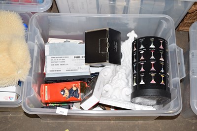 Lot 759 - Box containing various clearance sundries
