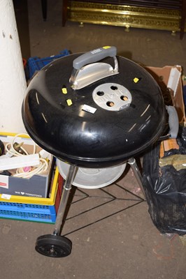 Lot 793 - Webber kettle style barbecue