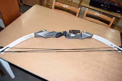 Lot 836 - USA Spirit sporting archery bow