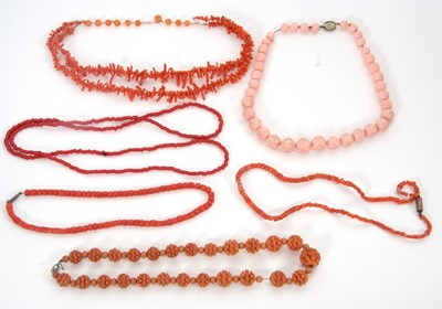 Lot 248 - A quantity of coral and coral simulant...