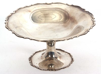 Lot 61 - A George V silver pedestal dish, the plain...