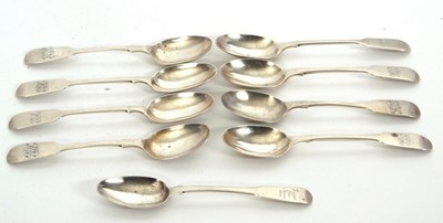 Lot 73 - Group of eight early 20th Century fiddle...