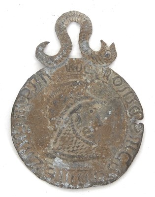Lot 154 - A "Billy & Charley" pilgrims metal, 8.3cm...