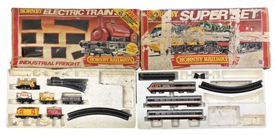Lot 16 - A pair of incomplete Hornby 00 gauge train...