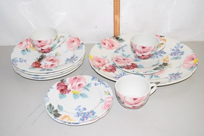 Lot 11 - Quantity of Ralph Lauren rose decorated table...