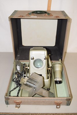 Lot 25 - A vintage Aldis projector