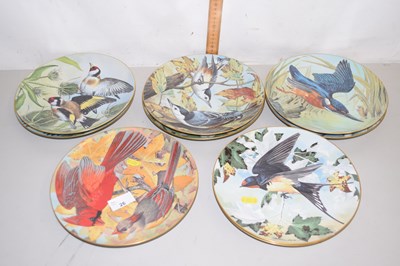 Lot 26 - Limoges bird decorated collectors plates