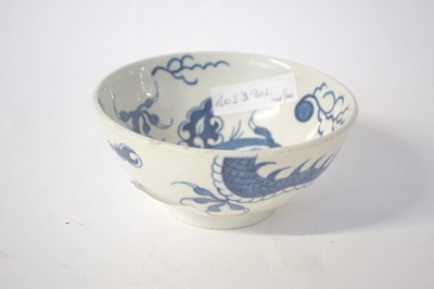 Lot 386 - A small Worcester porcelain bowl decorated...