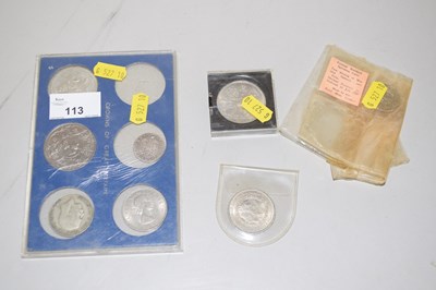 Lot 113 - Mixed Lot: Coinage to include commemorative...