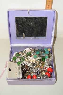 Lot 115 - Box of assorted costume jewellery