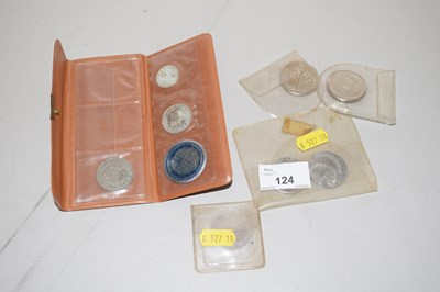 Lot 124 - Mixed Lot: Various assorted world coinage