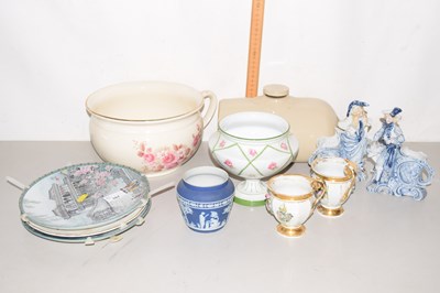 Lot 167 - Mixed Lot: Various ornaments, collectors...