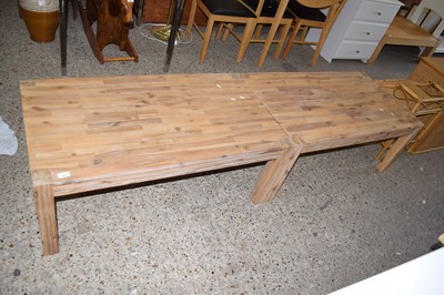 Lot 293 - A pair of modern coffee tables