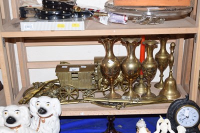 Lot 527 - Quantity of brass ware to include two gypsy...