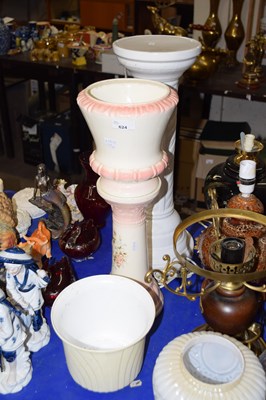Lot 624 - Two jardiniere stands