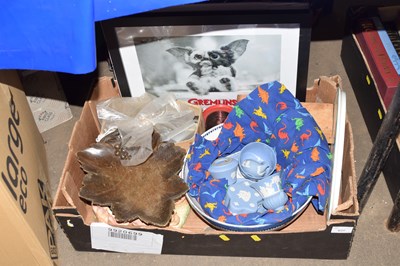 Lot 639 - Box of mixed items to include reproduction...
